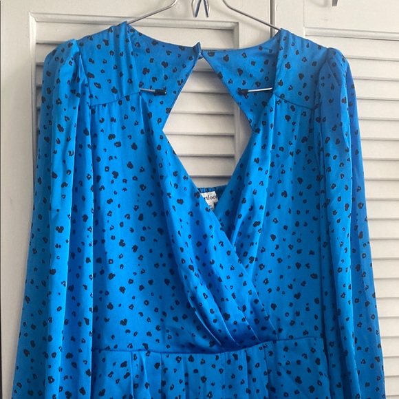 Blue Patterned Dress - Picture 4 of 13